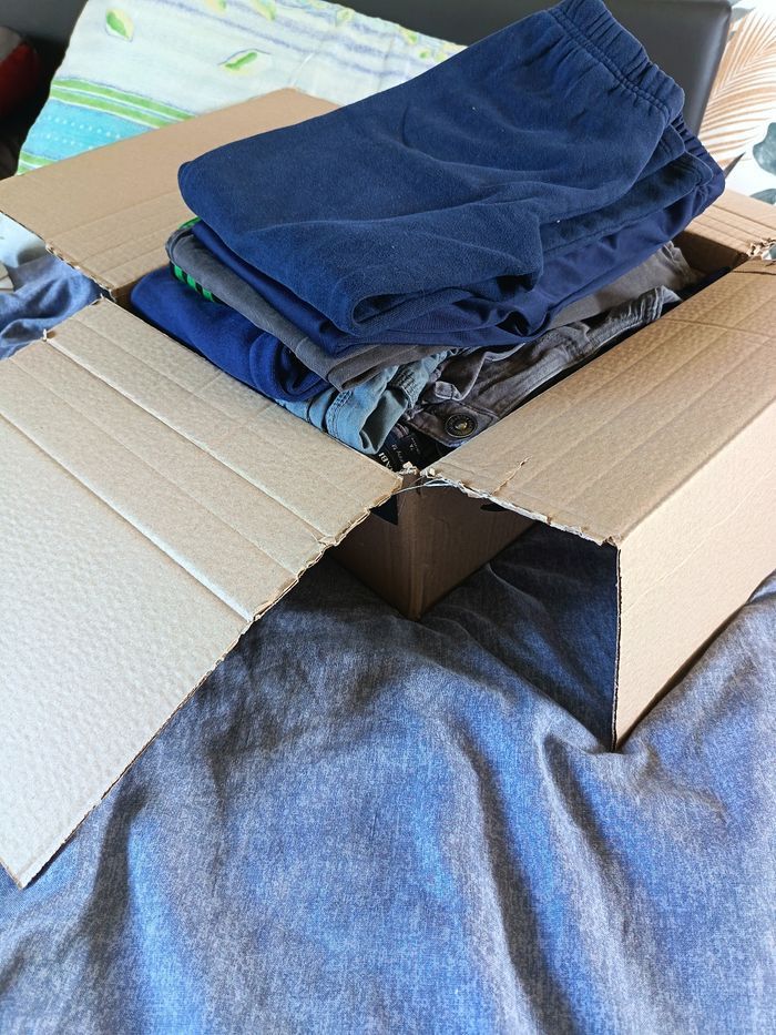 Très gros lot 20 vêtements garçon 6 ans - photo numéro 10
