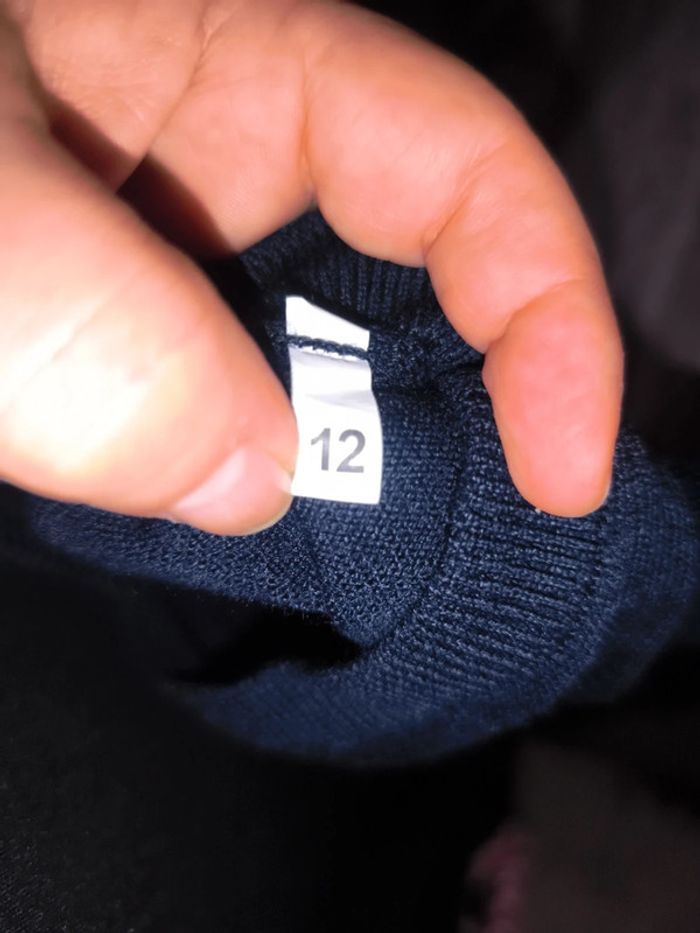 Pull v 12 ans A110 - photo numéro 5
