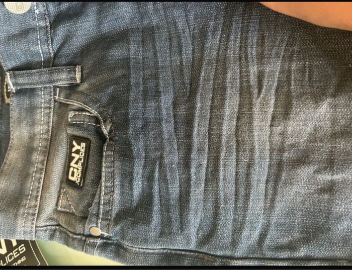 Jean neuf complice 12 ans - photo numéro 4