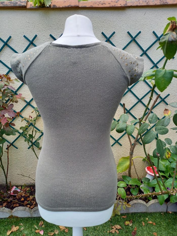 Tee-shirt Spot - photo numéro 2