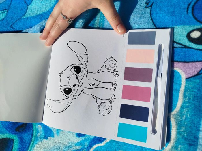Livre de coloriage Disney Stitch - photo numéro 2