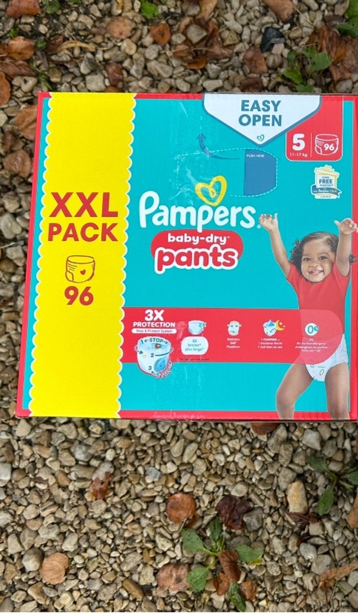 96 Couches Pampers Pants taille 5