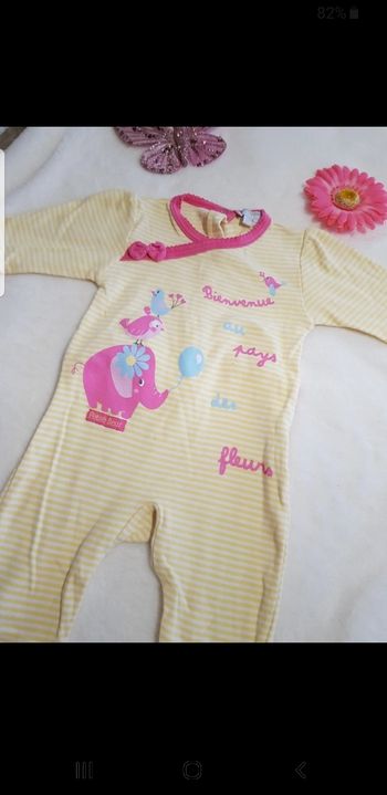 Pyjama bébé taille 3 mois