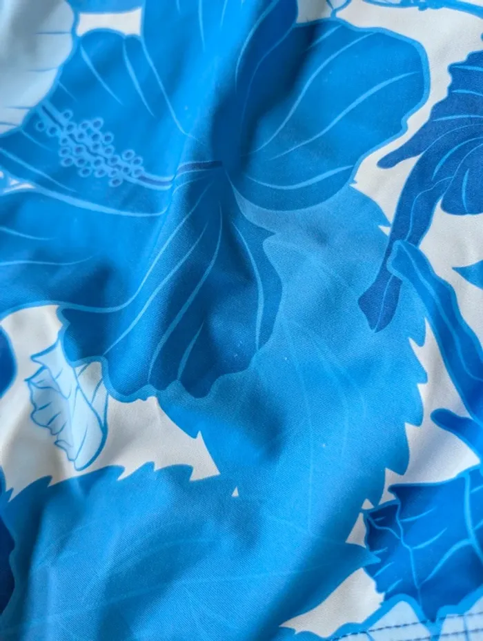🩵 Maillot de bain une pièce - M - photo numéro 2