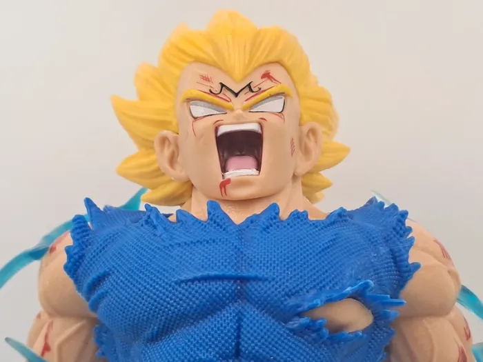 Figurine Dragon Ball Z - Vegeta enragé Super Saiyan - photo numéro 2