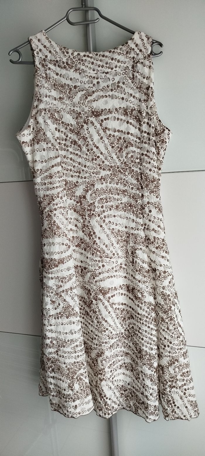 Robe sans manches - photo numéro 2