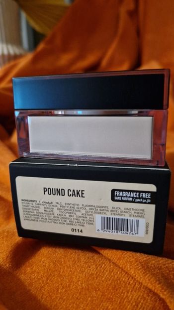 Hudabeauty poudre pound cake easy bake 20g ancien marque neuf