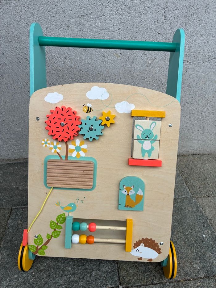 Mon chariot multi-activités en bois - Eveil 1er âge - 1 an et + - photo numéro 4