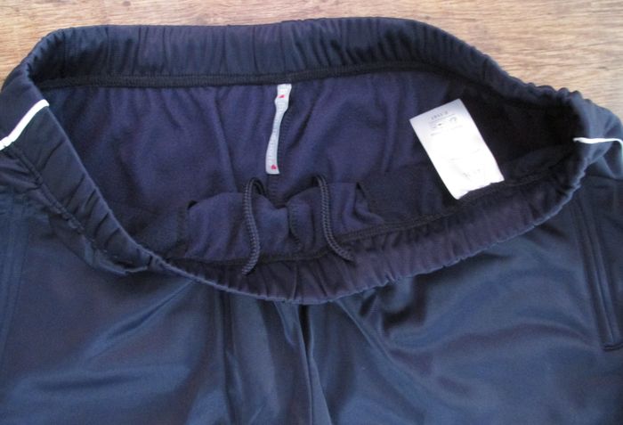 pantacourt sport taille 48-50 La Blanche Porte - photo numéro 5