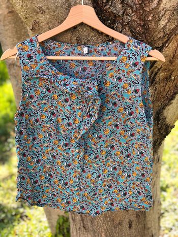 Chemisier bleu fleuri