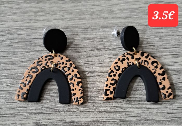 a vendre boucles d'oreilles