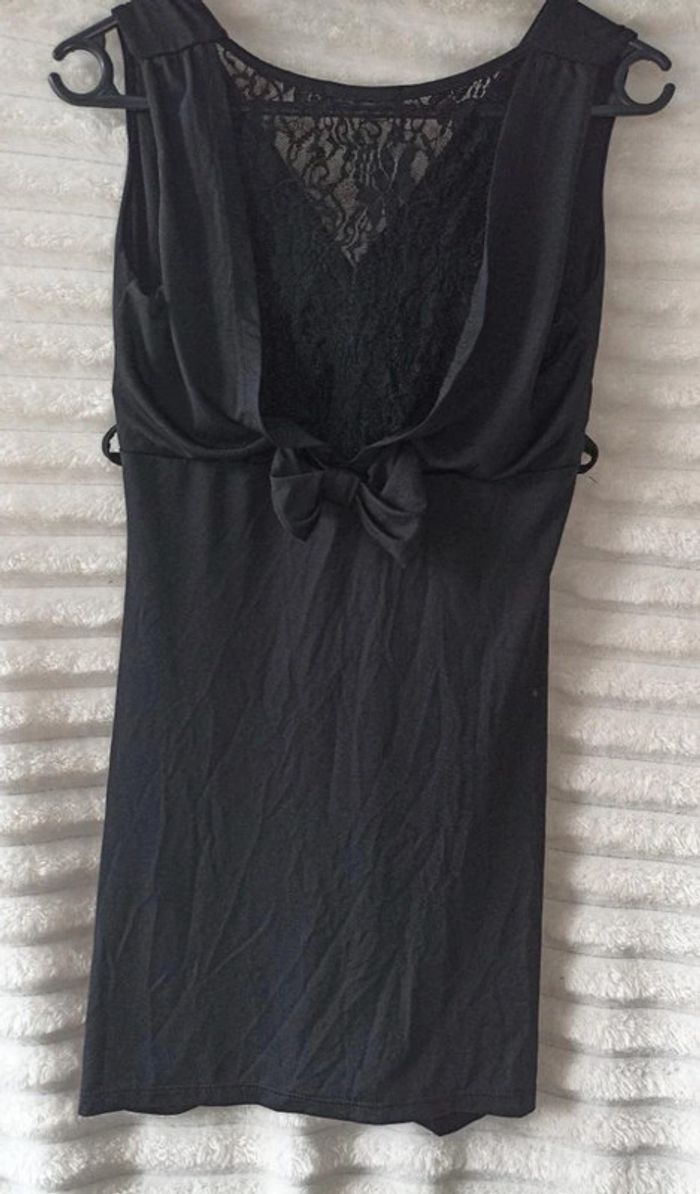 Robe moulante noir - photo numéro 2
