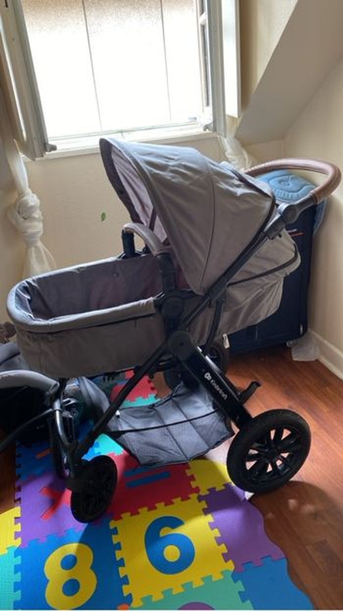 Poussette - photo numéro 2