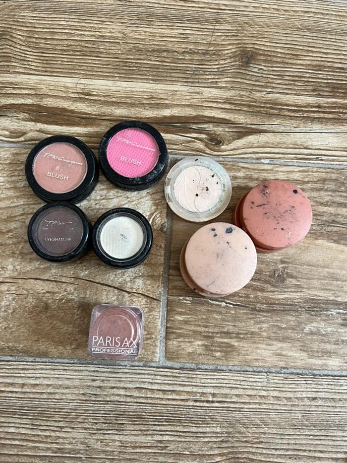 Lot maquillages - photo numéro 3