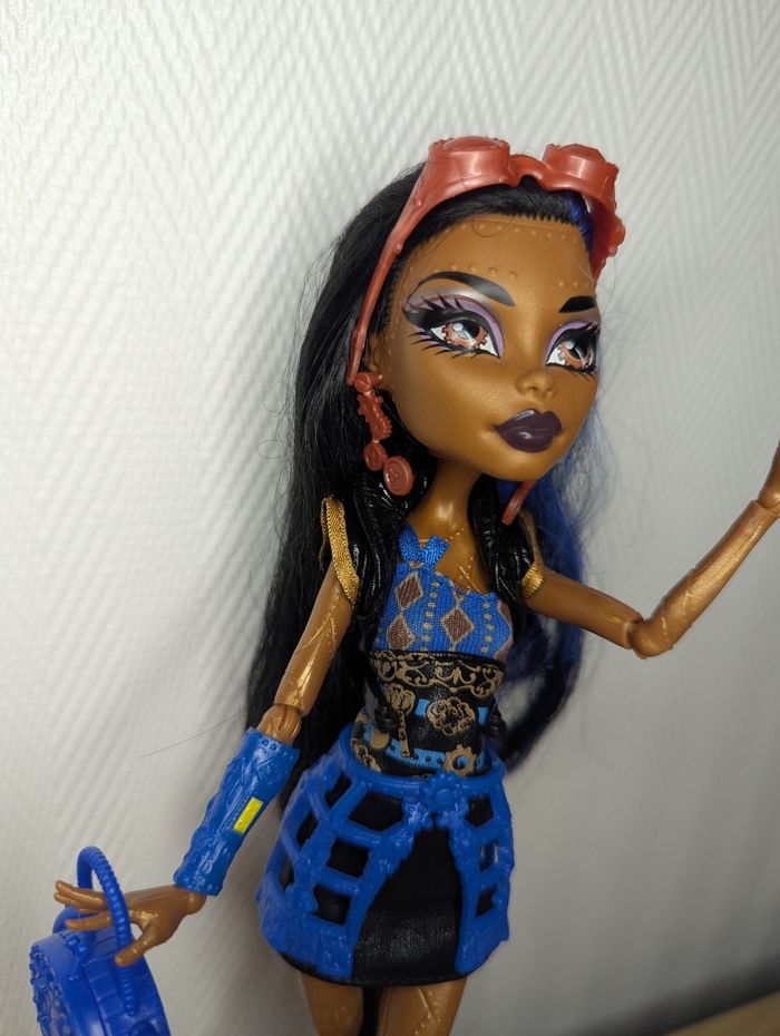 Poupée Monster high Robecca basic - photo numéro 4