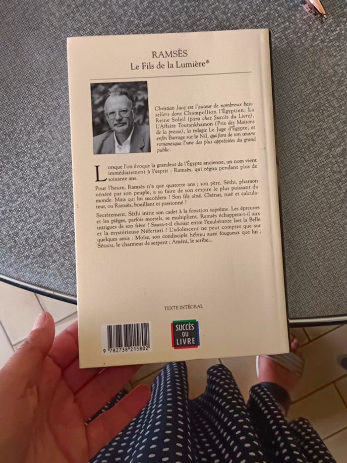 Livre Ramsès le fils de la lumière Christian Jacq - photo numéro 2
