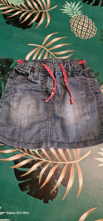 Jupe en jean's tape a l'œil