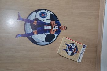 Puzzle en bois M’Bappé – 270 pièces