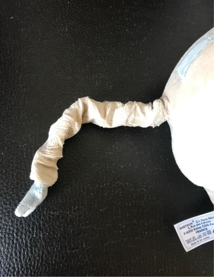 berceuse doudou girafe baby sun excellent état, passée en machine avant l’annonce beige et bleu - photo numéro 3