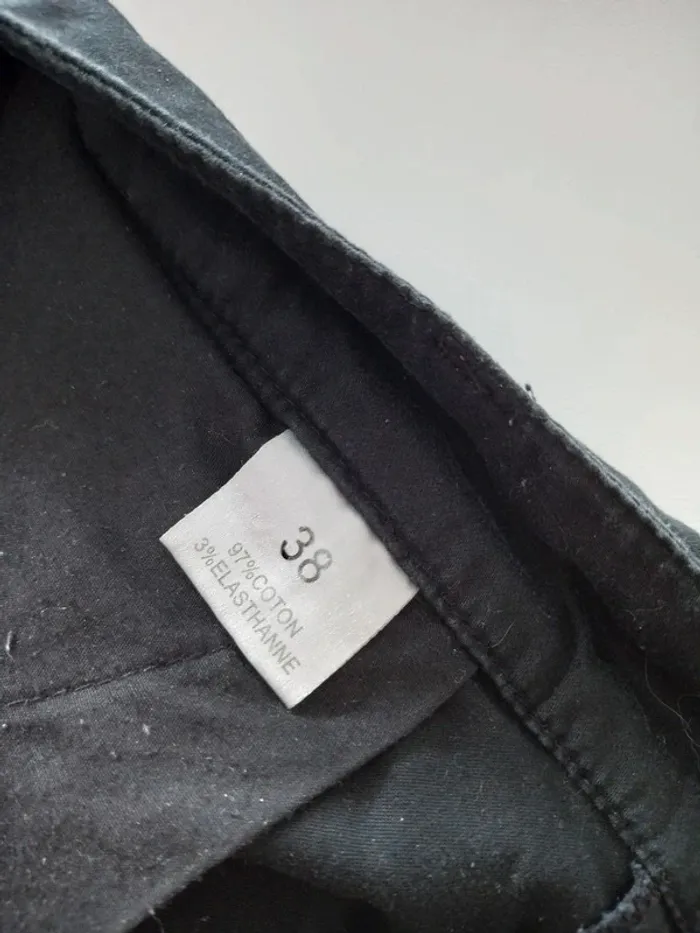 Pantalon noir - photo numéro 4