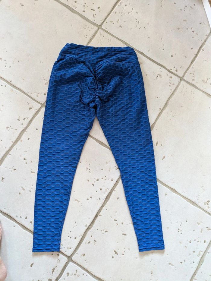 Magnifique legging bleu roi taille 40/42 motif nid d'abeille - photo numéro 3