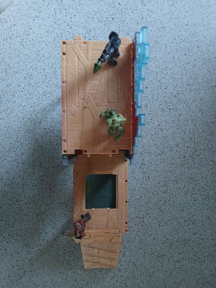 Base fortnite avec 3 personnages - photo numéro 5
