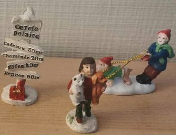 Lot de 3 personnages de Noël