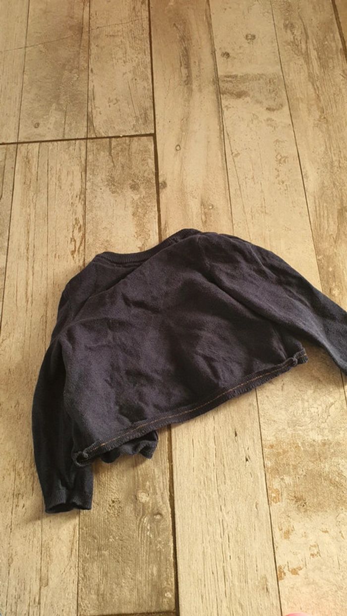 Gilet orchestra 18 mois en très bon état - photo numéro 3