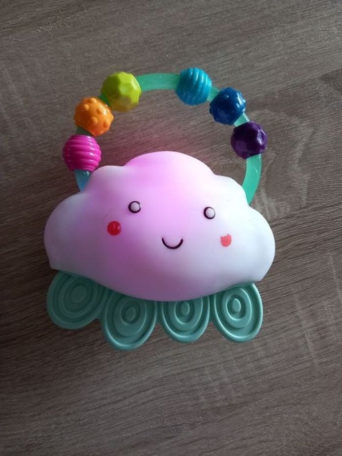Hochet lumineux nuage
