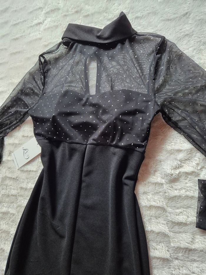 Robe a strass - photo numéro 4