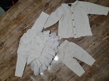 Magnifique ensemble 3 pièces fille 3 mois