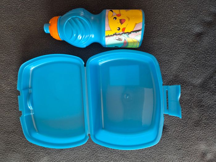 boite + gourde Pokémon - photo numéro 2