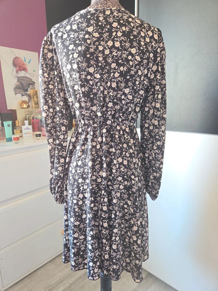 Robe a Fleur 🌸 de chez shein en taille S - photo numéro 5