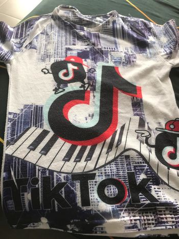 tee shirt tik toc
