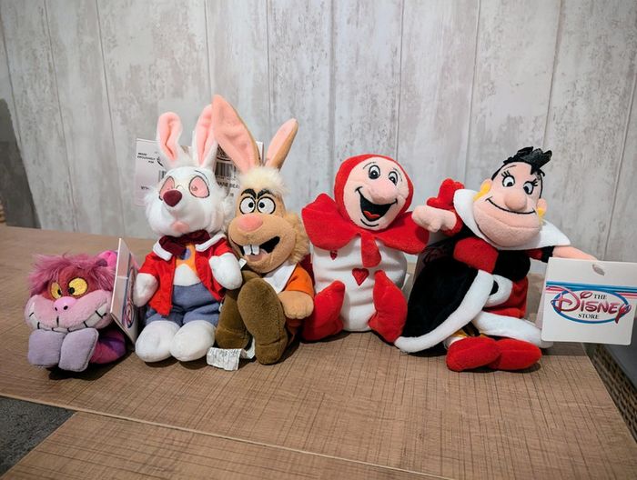 Lot de peluches Alice au pays des merveilles - photo numéro 2