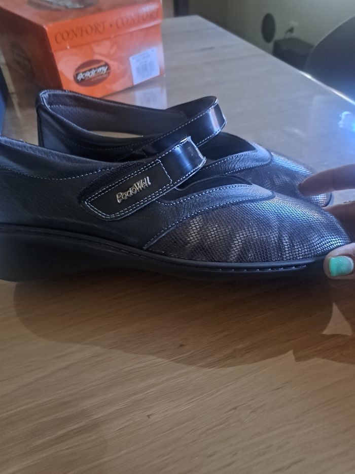 Chaussures podowell neuves P.39 - photo numéro 4