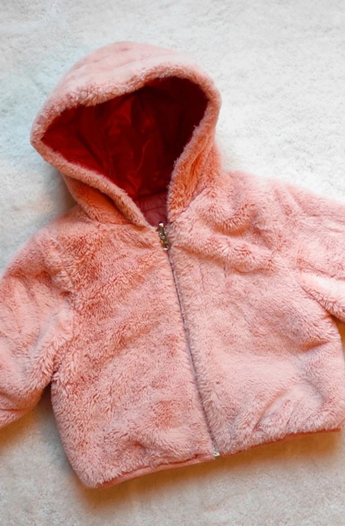 Manteau fausse fourrure rose Kiabi 3 ans. - photo numéro 2