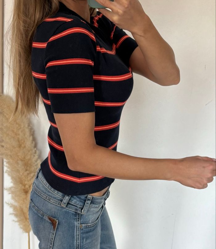 T-shirt S.Oliver taille 14ans en parfait état - photo numéro 2