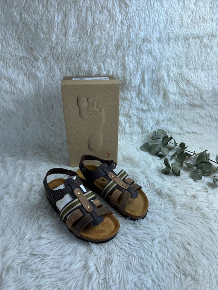 Paire de sandales Plakton taille 33