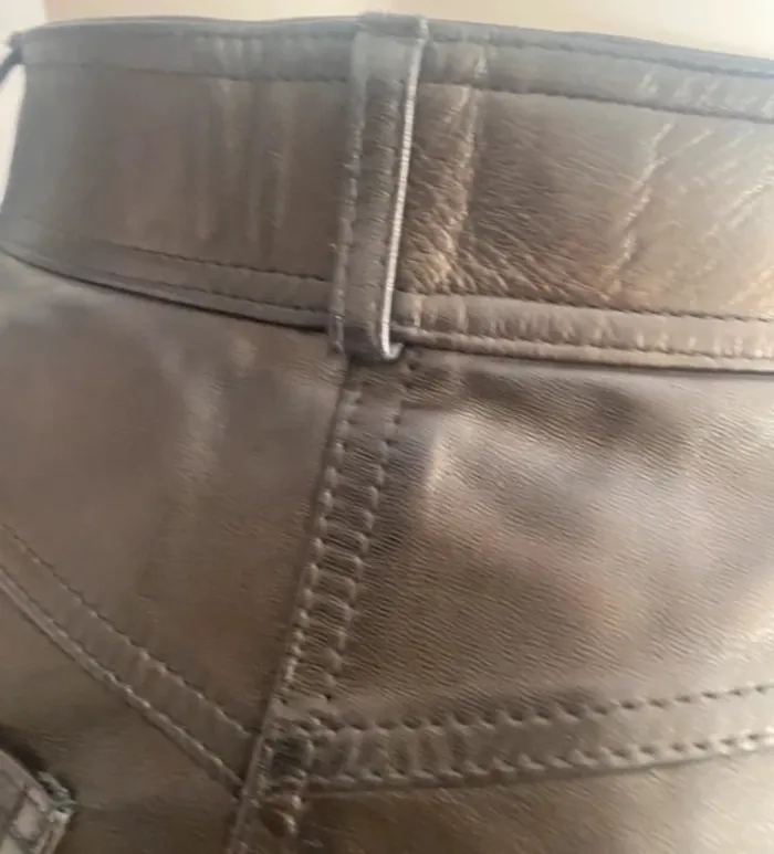 Short en cuir taille haute marron reflet doré - photo numéro 6