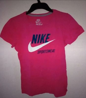 Jolie trico nike