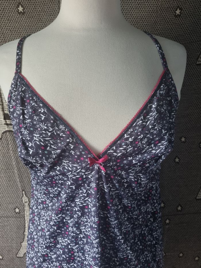 Nuisette violette à motifs taille 38-42 - photo numéro 2