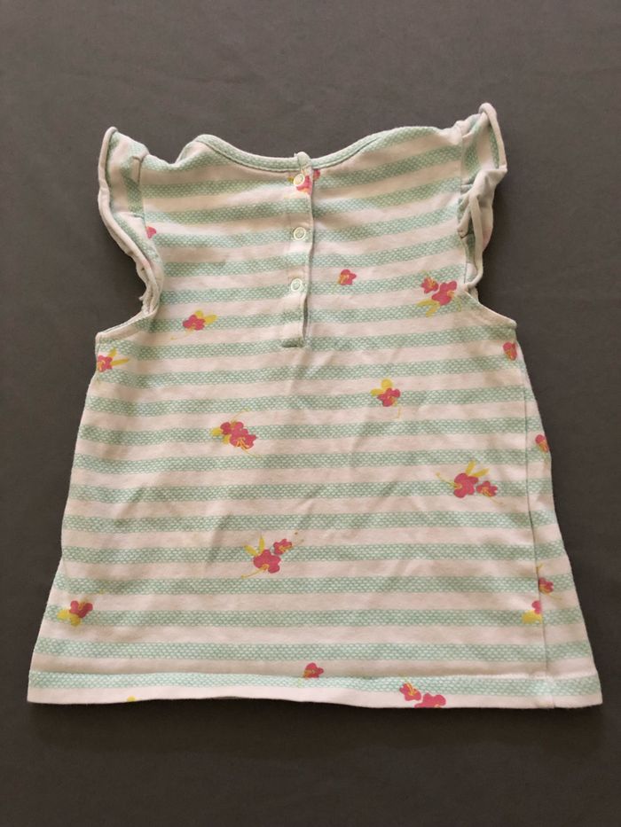 Vend t-shirt taille 2 ans - photo numéro 2