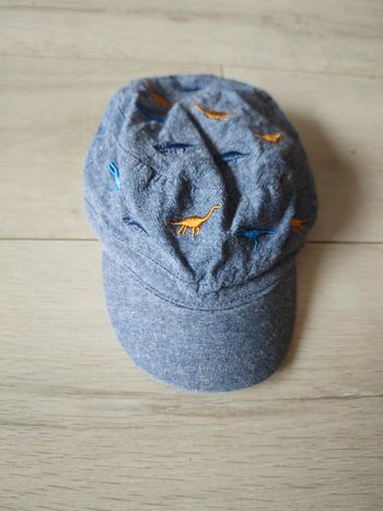 Belle casquette dinosaure bébé 6-12 mois