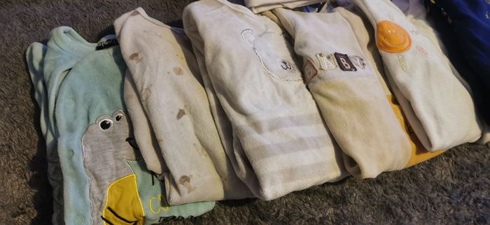 Pyjamas hiver en lots - photo numéro 3