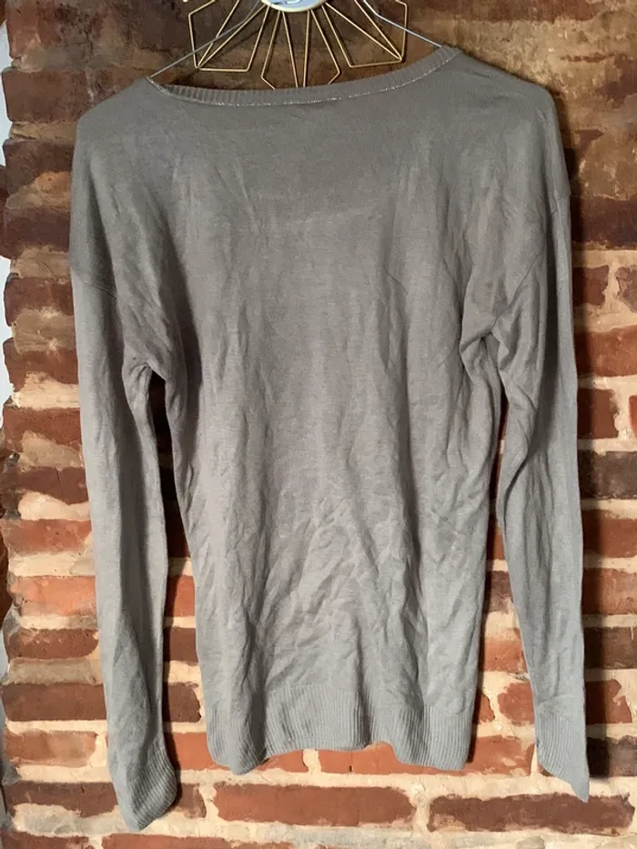 Pull léger kaki clair - photo numéro 4