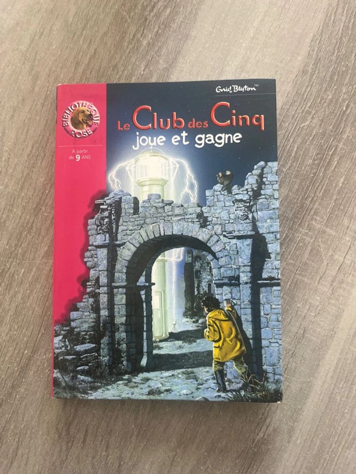Livre le club des cinq