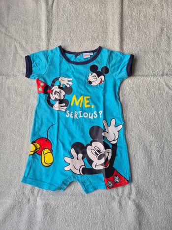 Combishort bébé