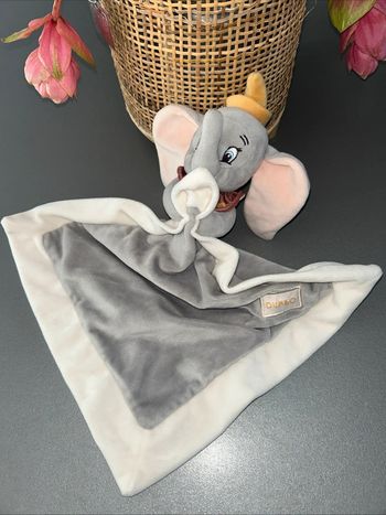 Doudou plat éléphant gris blanc Jaune Dumbo mouchoir couverture Disney baby
