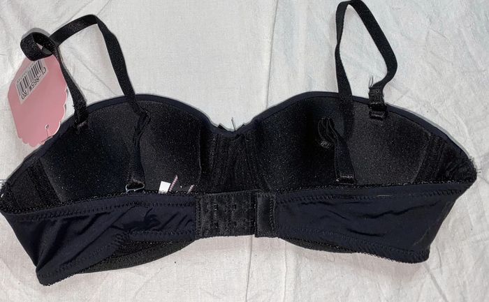 soutien gorge Caprice  neuf avec étiquette  taille 85B - photo numéro 3